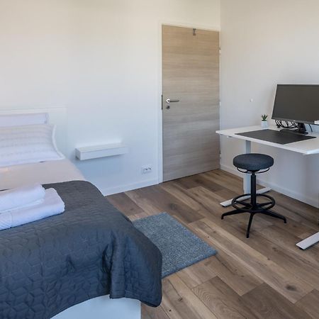 Sundowners Apartment, 52Qm, Double & Single Bed, 10 Min From Old Town Of 斯普利特 外观 照片