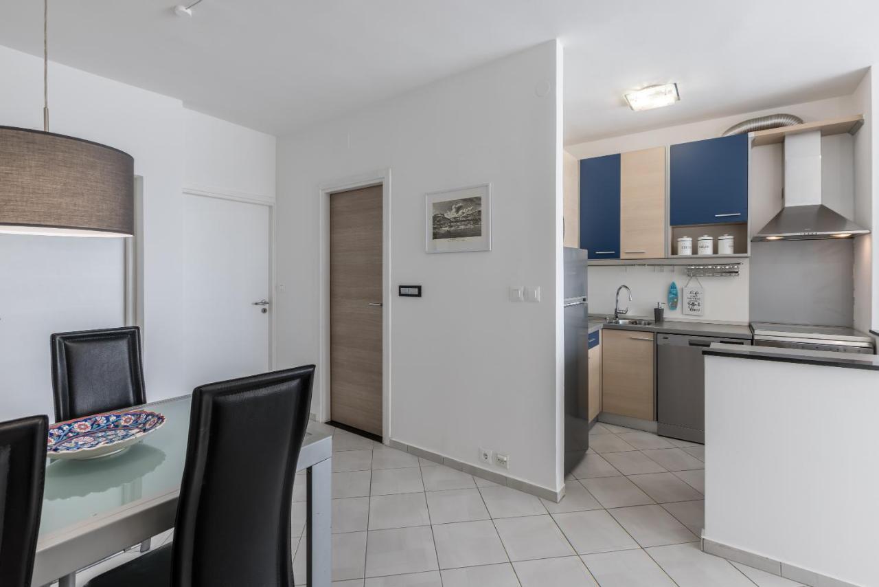 Sundowners Apartment, 52Qm, Double & Single Bed, 10 Min From Old Town Of 斯普利特 外观 照片