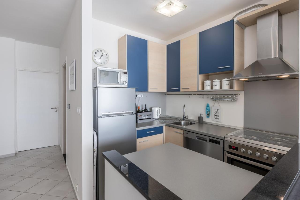 Sundowners Apartment, 52Qm, Double & Single Bed, 10 Min From Old Town Of 斯普利特 外观 照片
